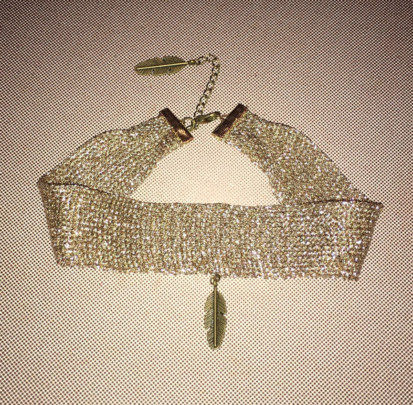 Shimmering Choker